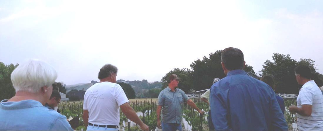 Tony Domingas presenting vineyard best practices, 2018